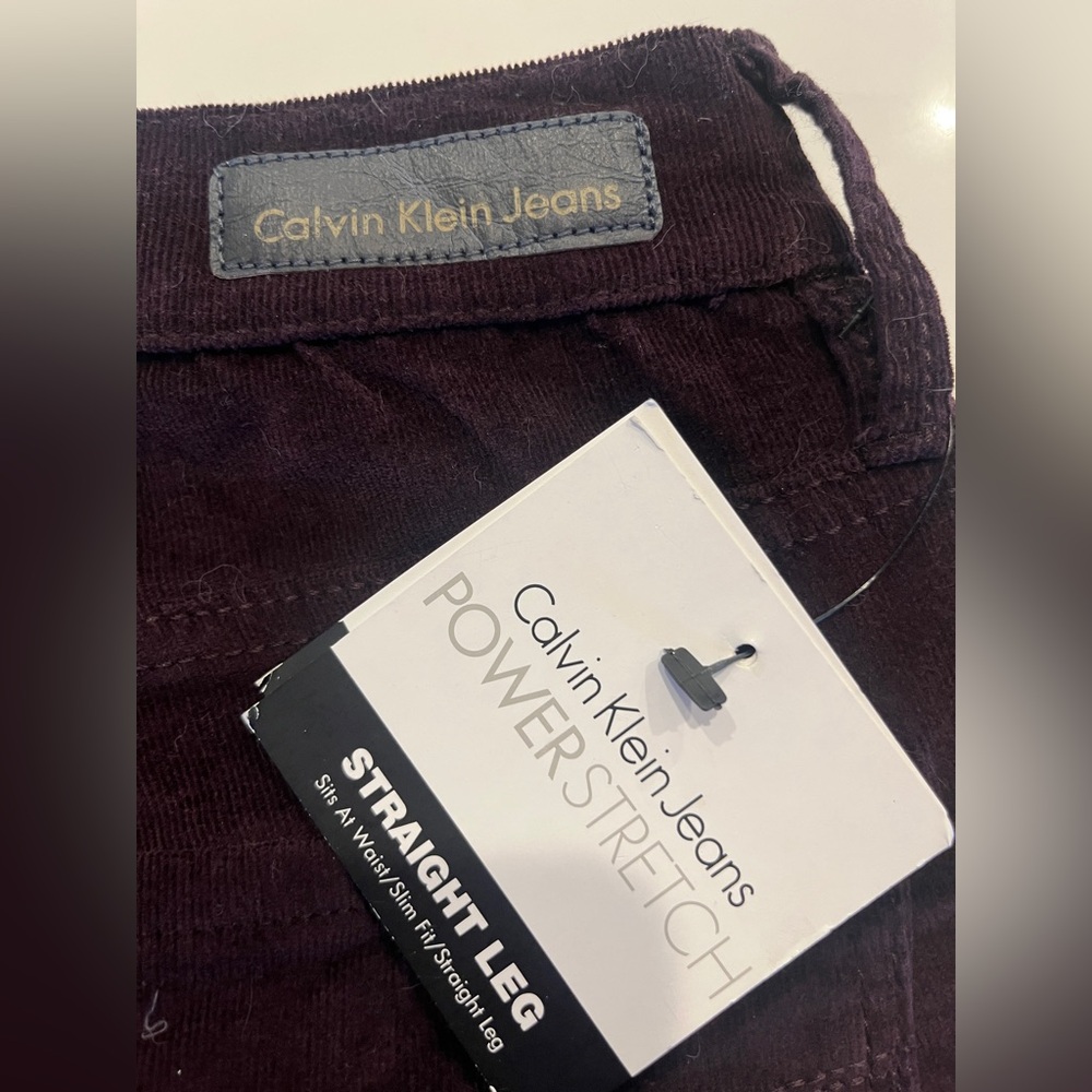 New Women’s Calvin Klein Burgundy Straight Leg Corduroy Jeans. Size 14 - Picture 5 of 6